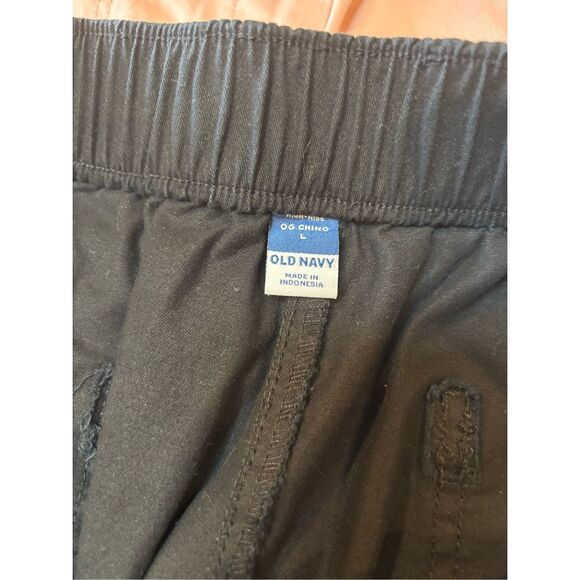 Old Navy L OGC black Chino Shorts and Everyday Twill Shorts - Picture 3 of 7